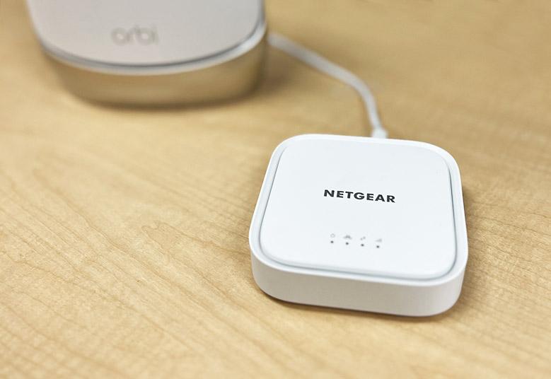 NETGEAR 4G LTE數據機 (LM1200)